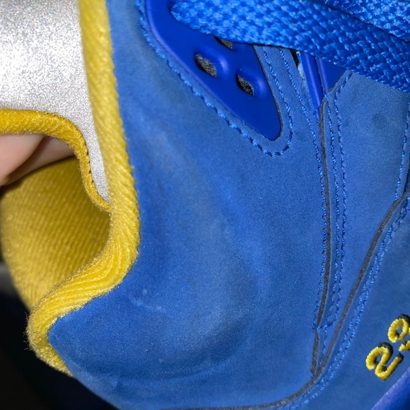 Jordan Kids Sneakers - Blue and Yellow - Picture 9 of 9